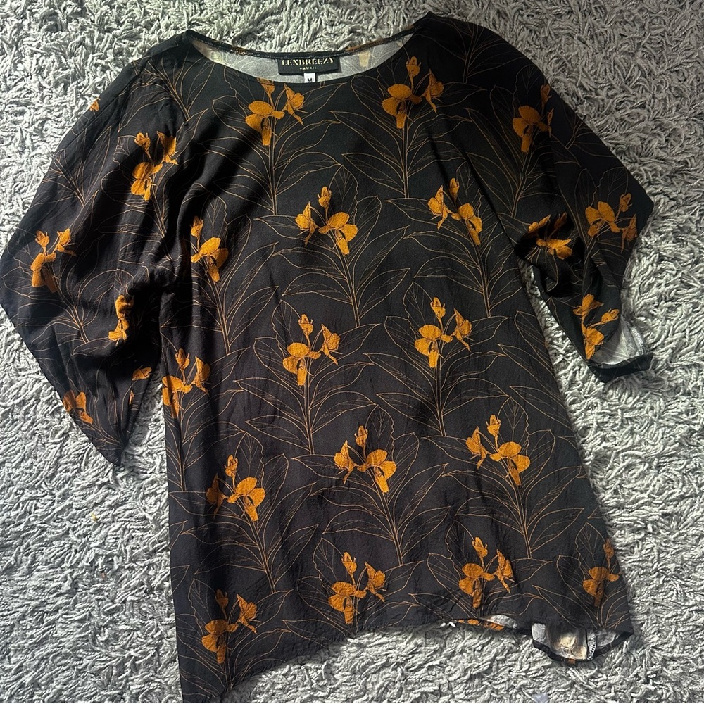 Lexbreezy Lola Blouse
Black/Bronze Ginger